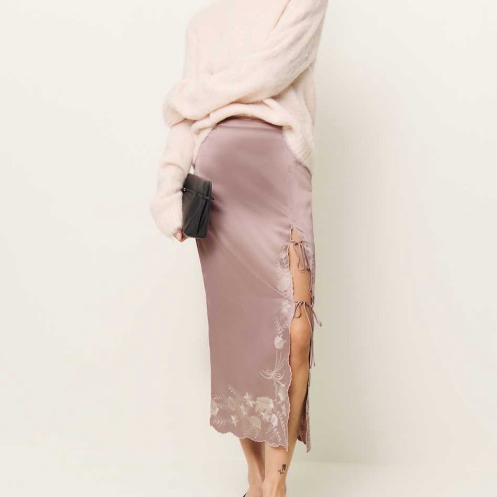 Reformation Mira Silk Midi Skirt embroidery lace slit Size 4 Small NWT lilac